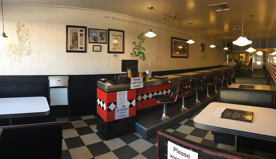 Quick-service restaurant interior with clean seating.